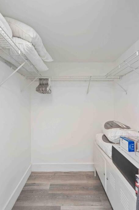 Spacious 1Bedroom Unit Brickell-Free Parking Miami Eksteriør billede